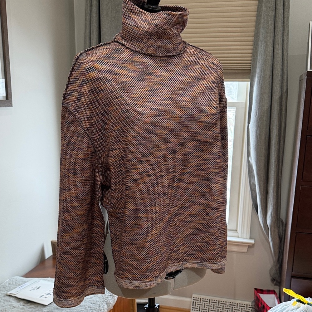 Lightweight Multicolor Turtleneck Sweater